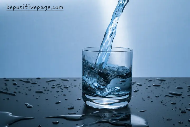 8 Great Benefits of Drinking Water Every Morning